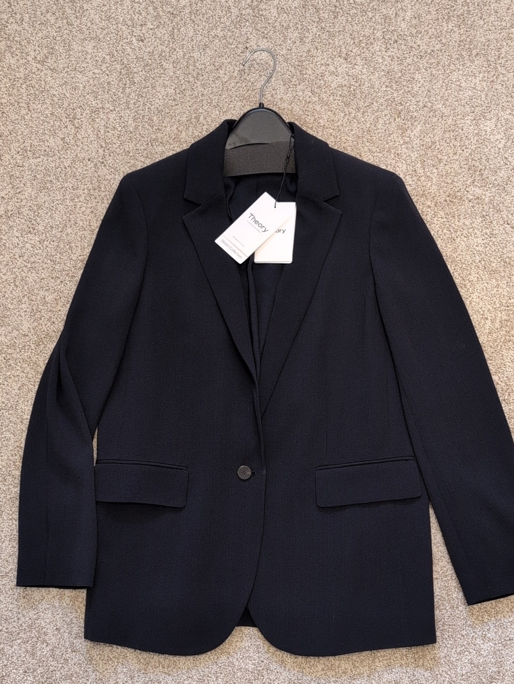 🌻 Theory, Navy Single-Button Blazer